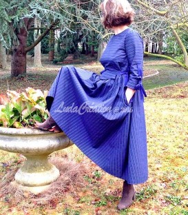 Robe longue Madeleine rayée en coton épais couleur bleu foncé